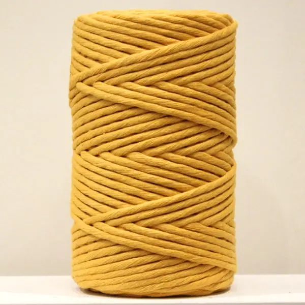 Mostaza, Hilo de algodón peinado para macramé color mostaza