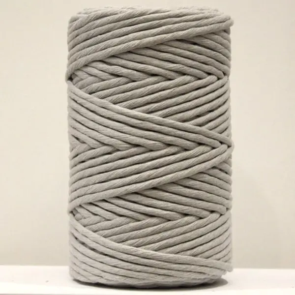 Gris Perla, Hilo de algodón peinado para macramé color gris perla